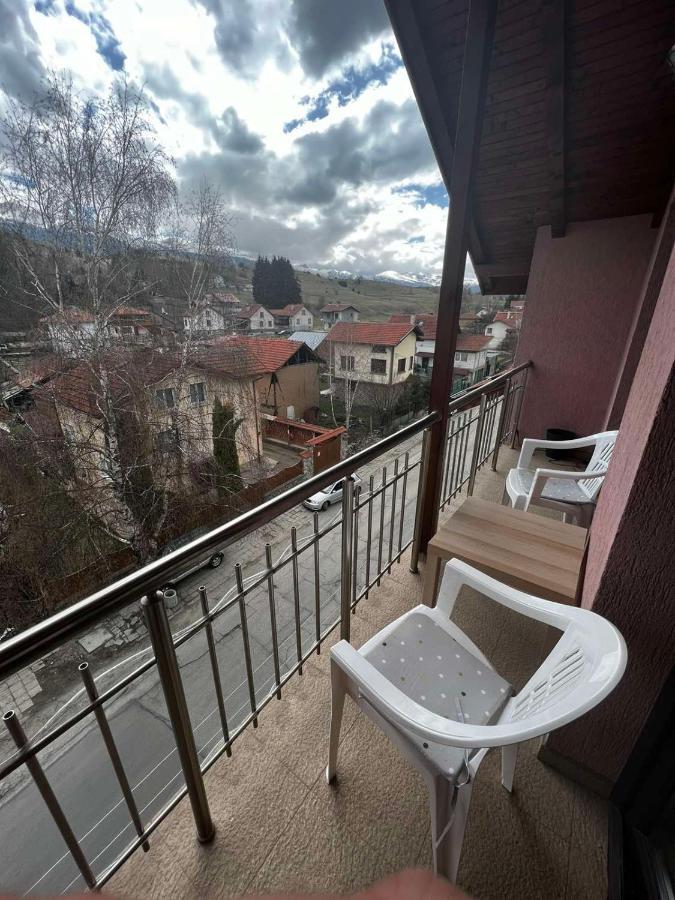 Hotel Advel Guest Hous Madzhare Exterior foto