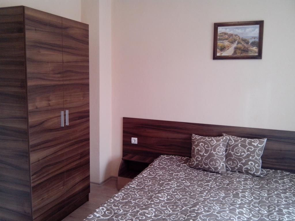 Hotel Advel Guest Hous Madzhare Zimmer foto